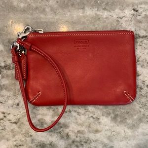 Red Coach Wrislet